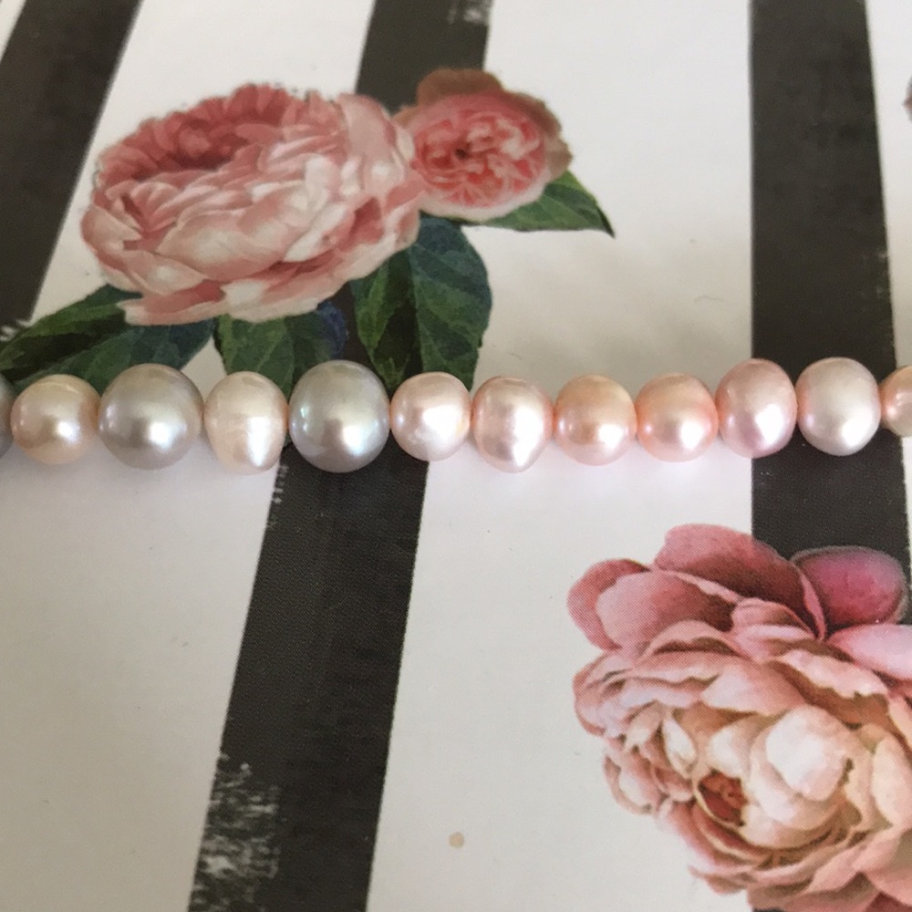 Pearls - Picture 4 of 6